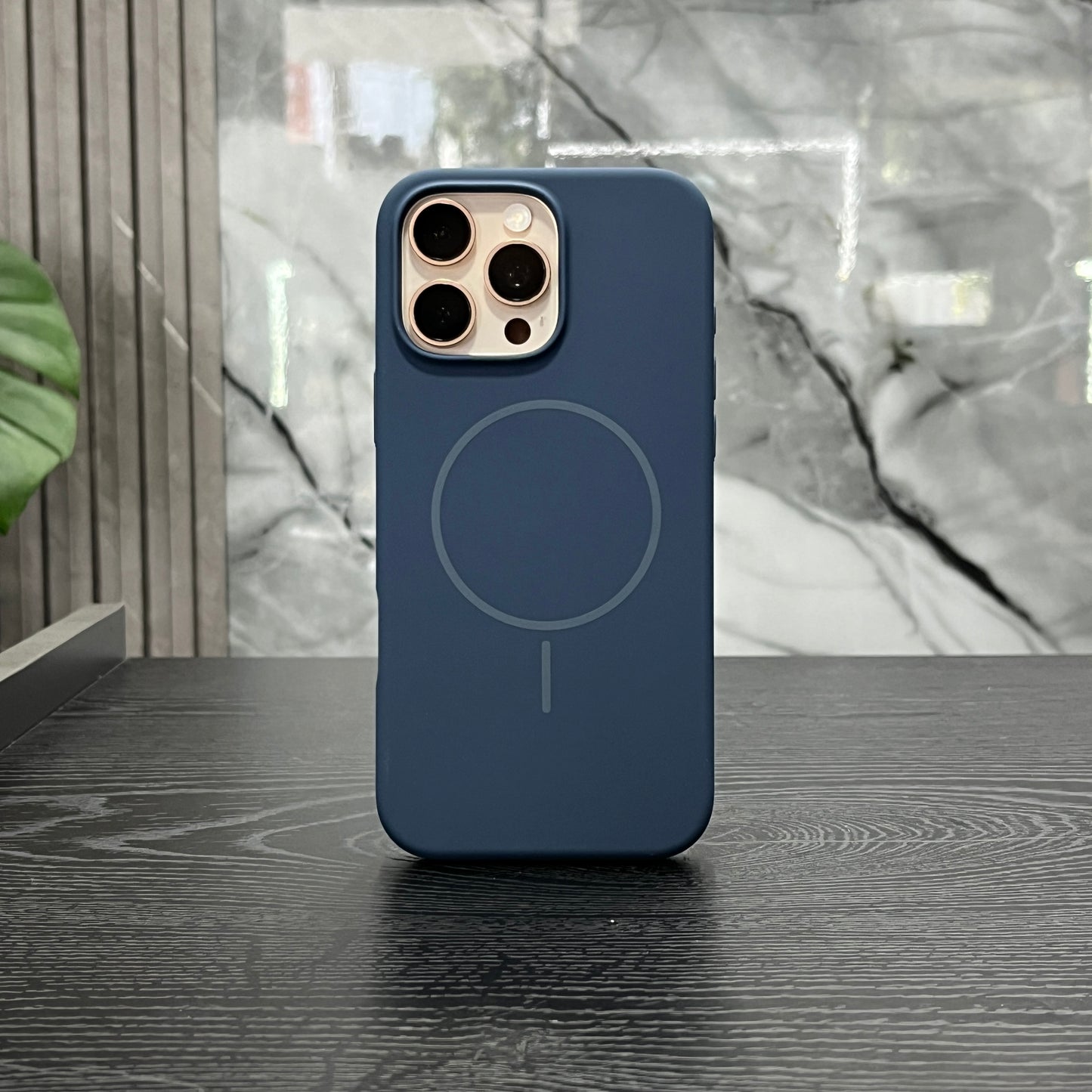 Case Silicone MagSafe Azul Oscuro