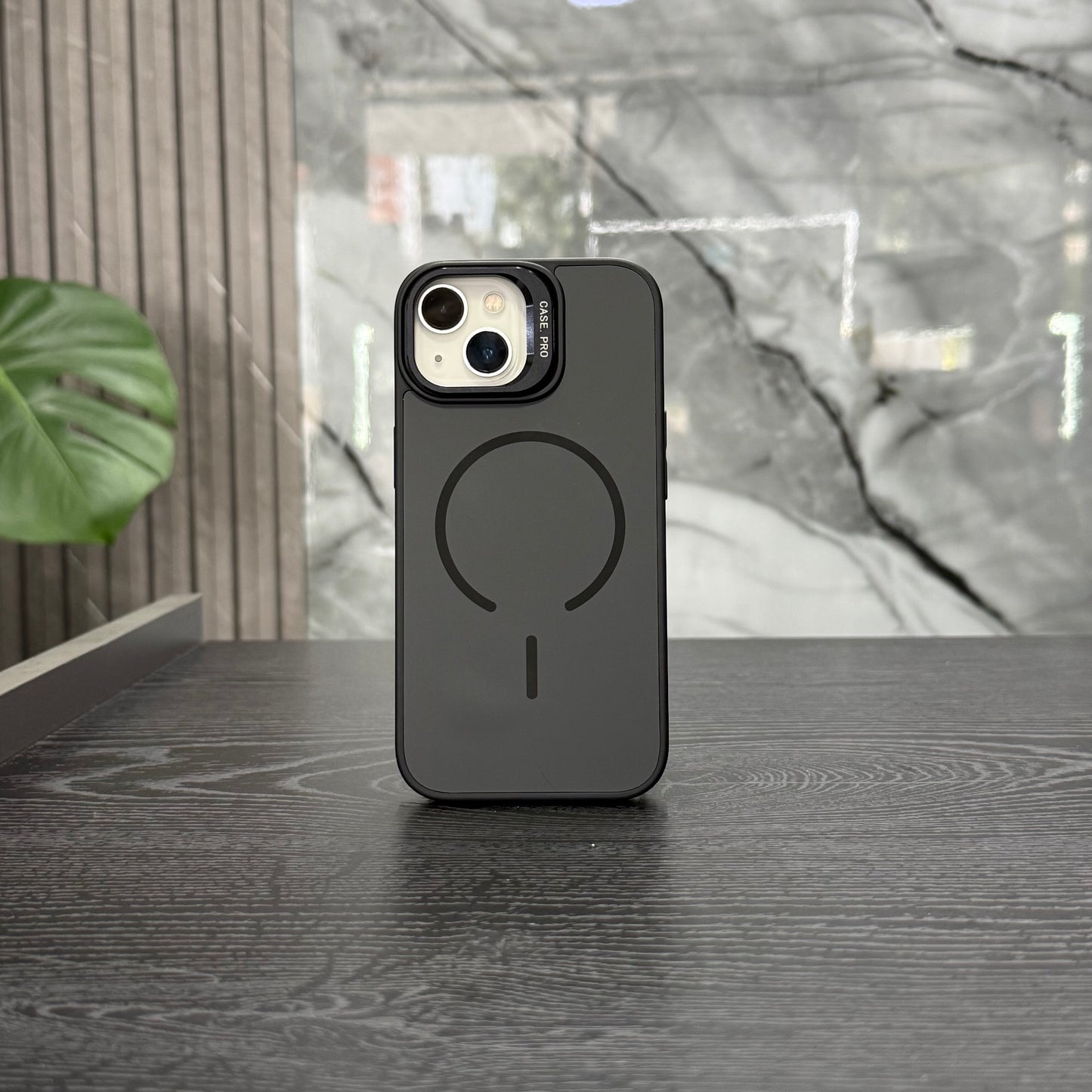 Case Pro MagSafe Soporte Negro