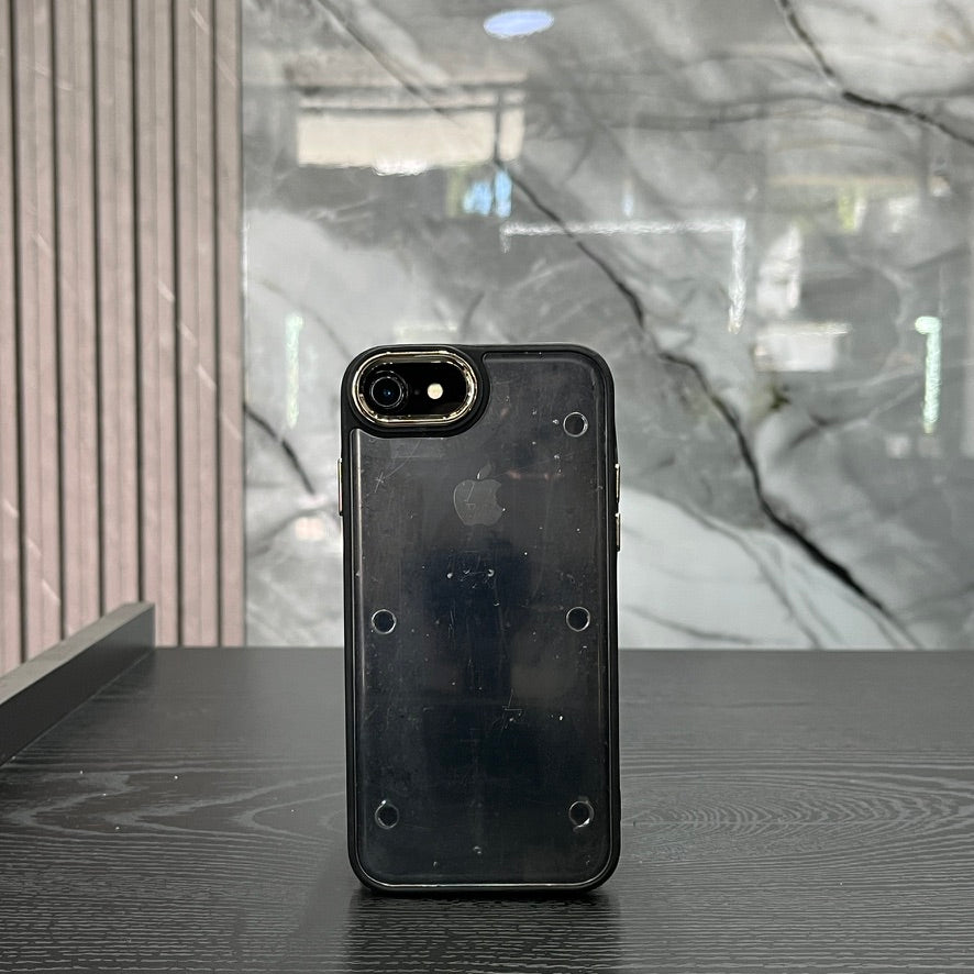 Case Borde Lujo Negro con Dorado