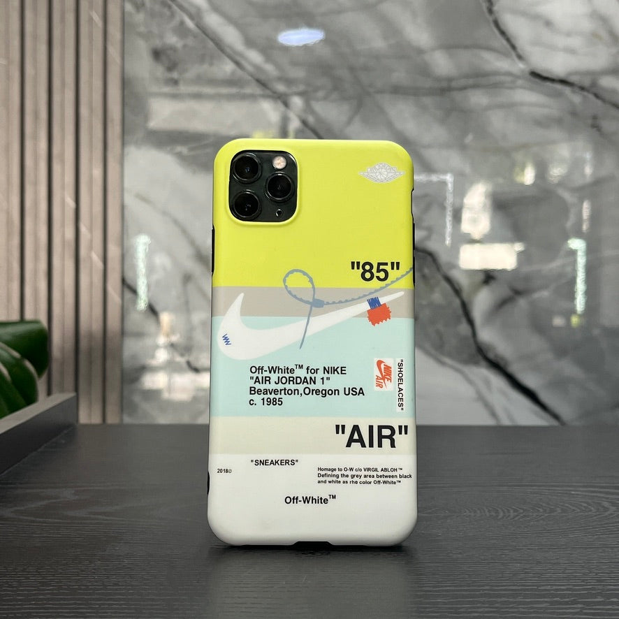 Case Lujo Ant Nike Amarillo