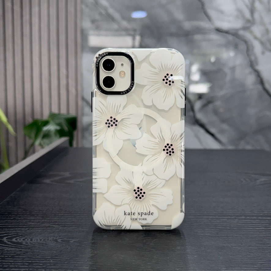 Case MagSafe Flowers Flores Blancas