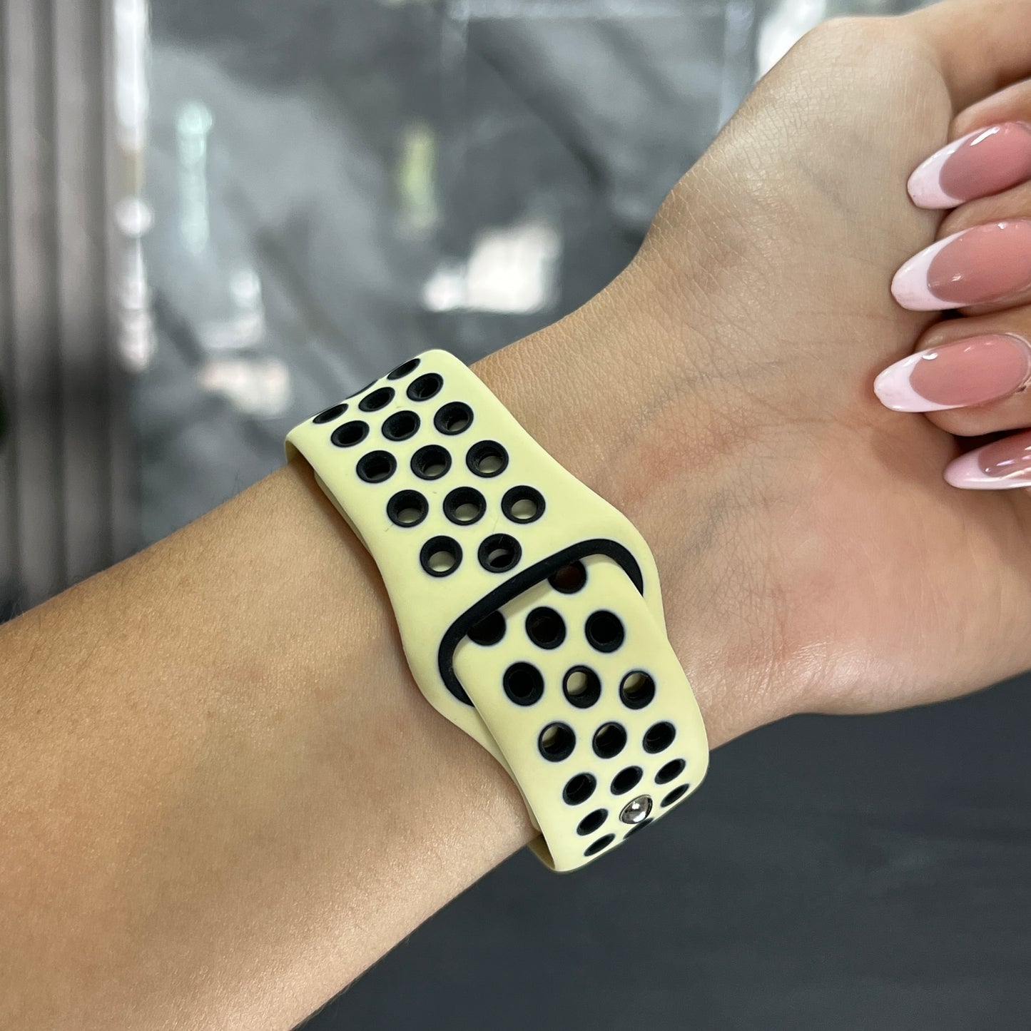 Pulso Nike Amarillo con Negro