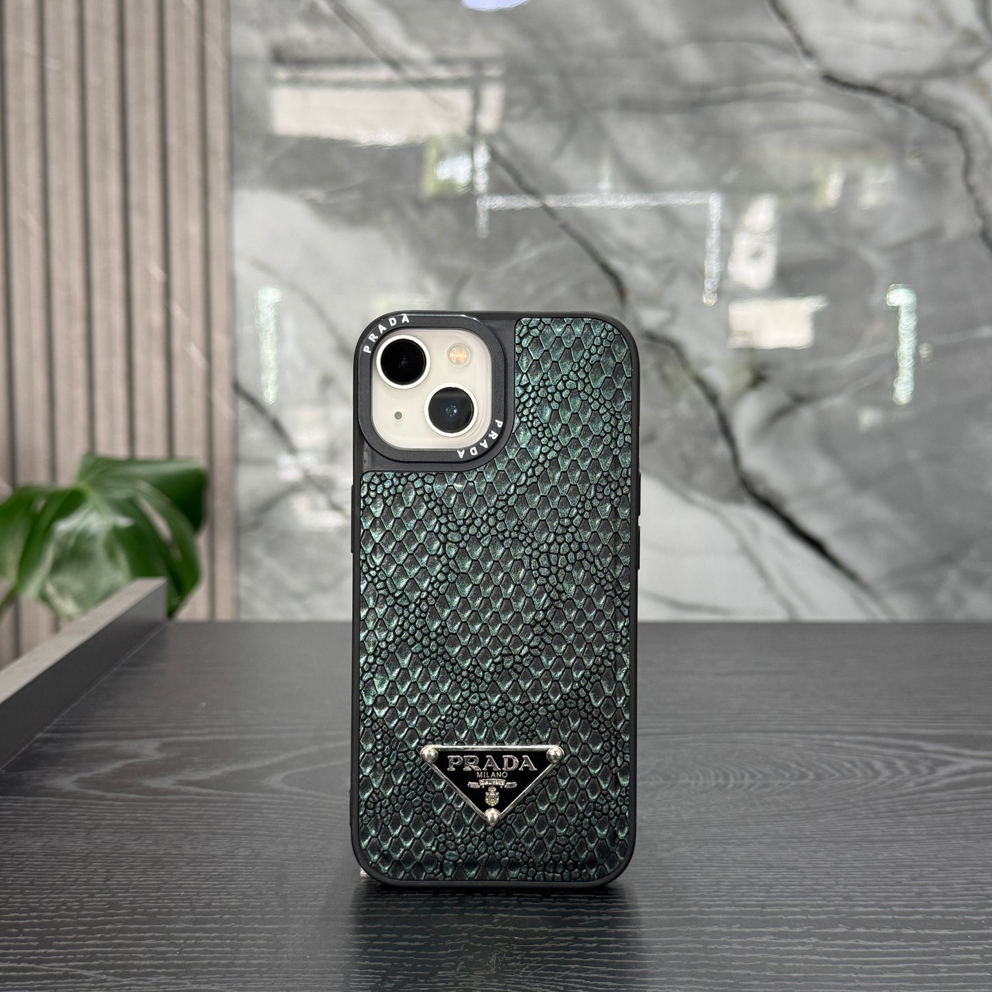 Case Prada Verde