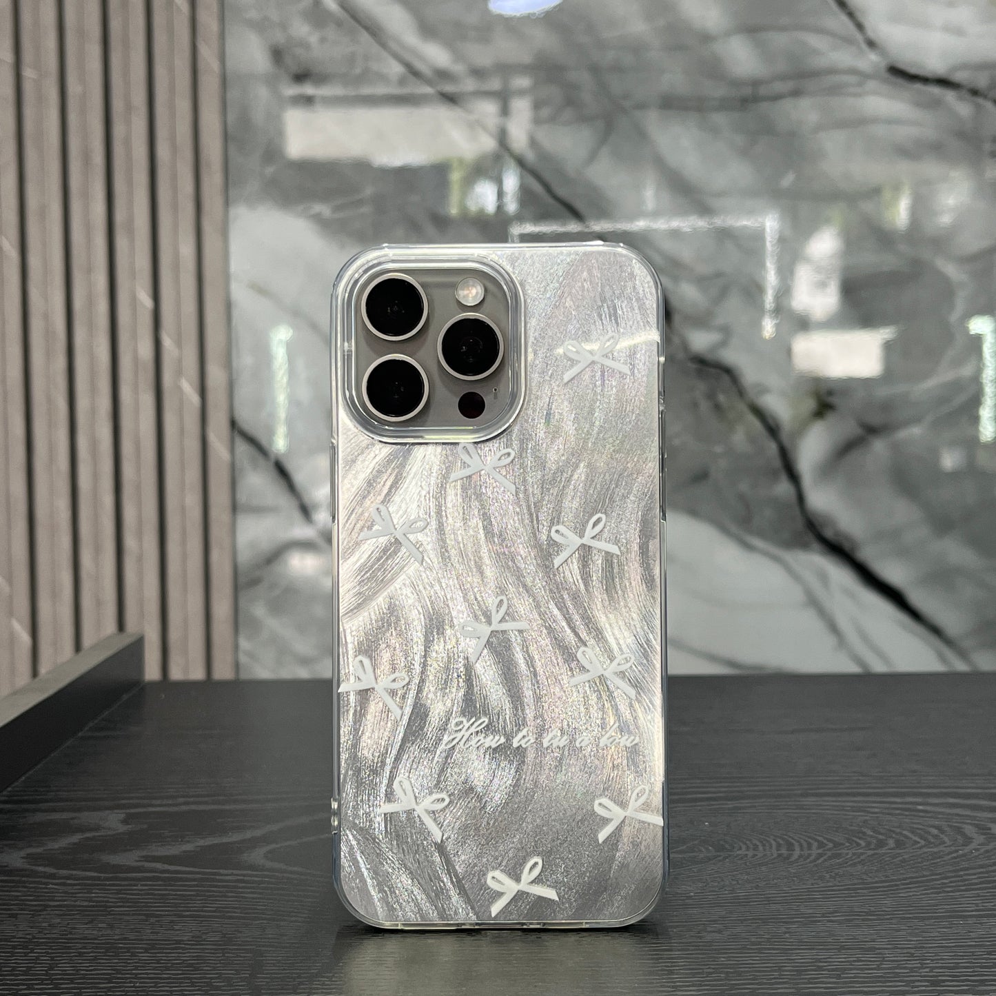 Case Aura Chic Moños Blancos