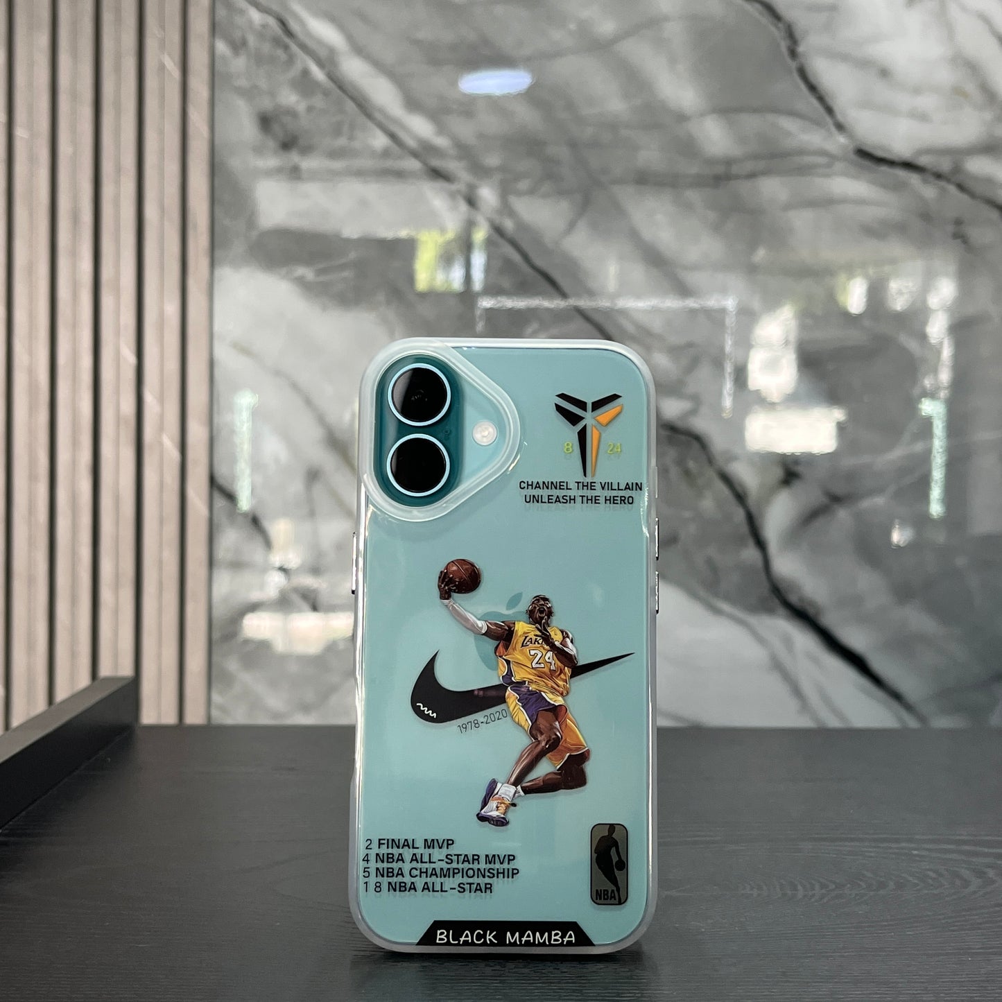 Case Toys Nike