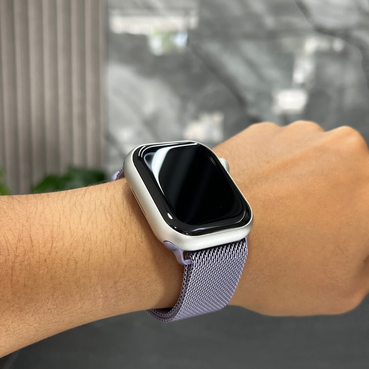 Pulso Metálico Lila