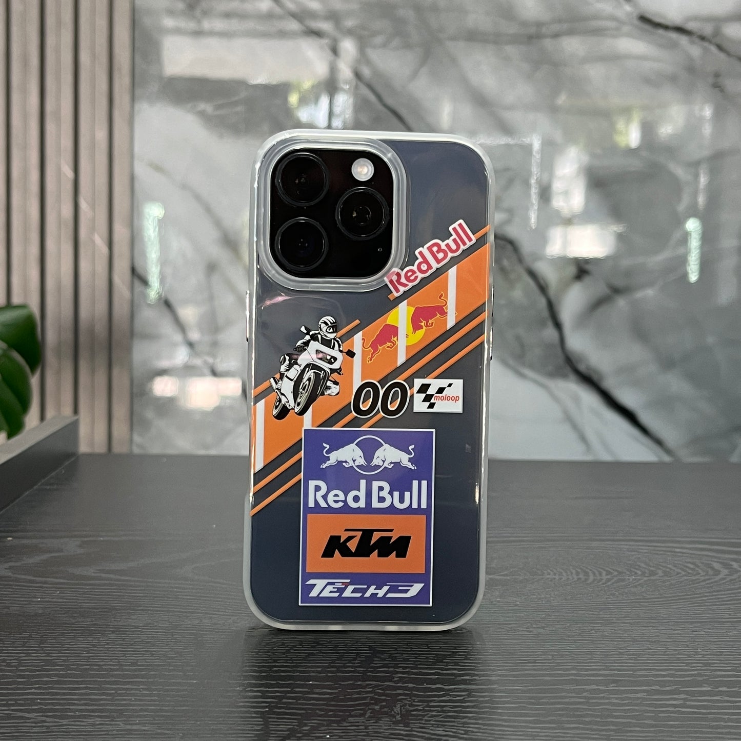 Case Toys Red Bull