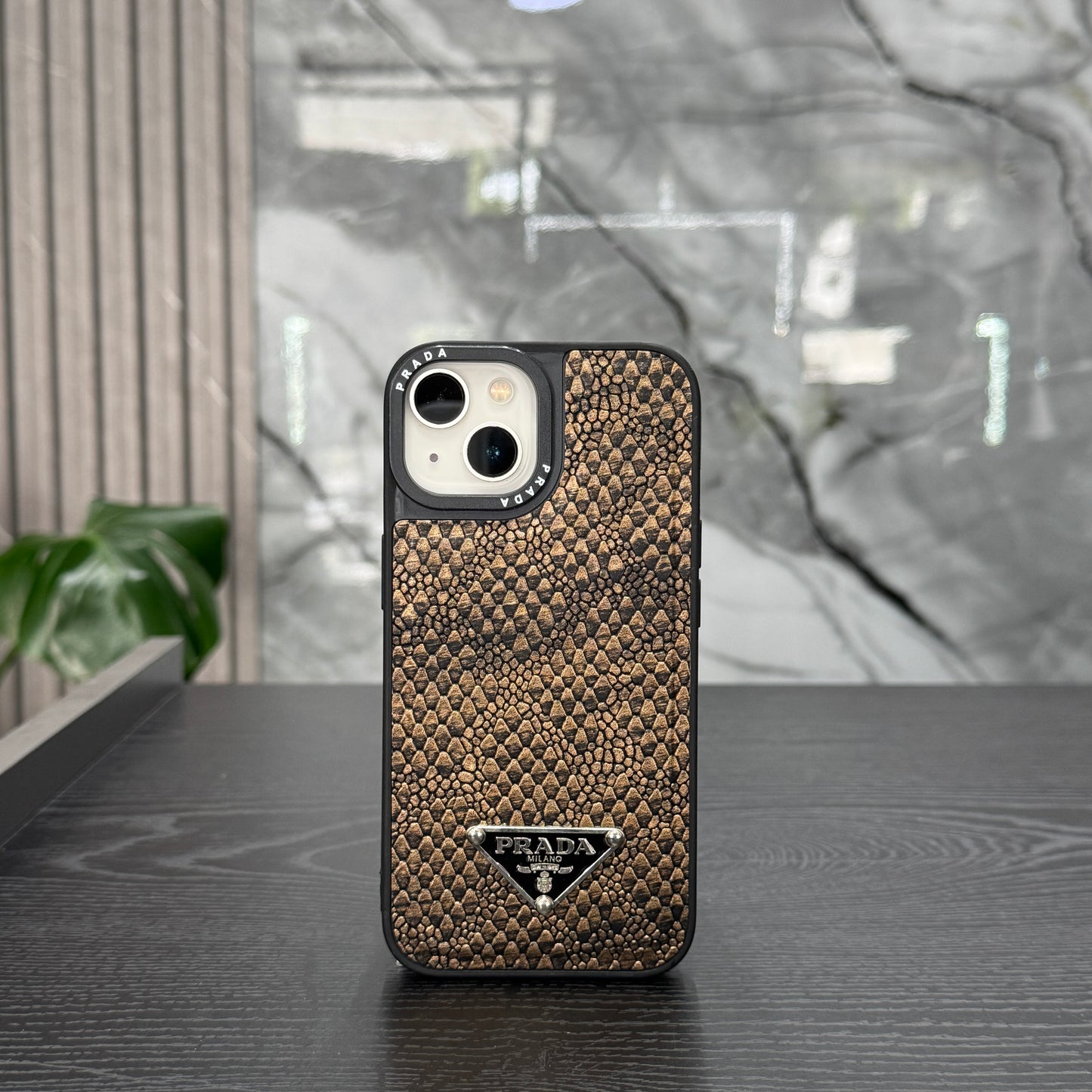 Case Prada Cafe Claro