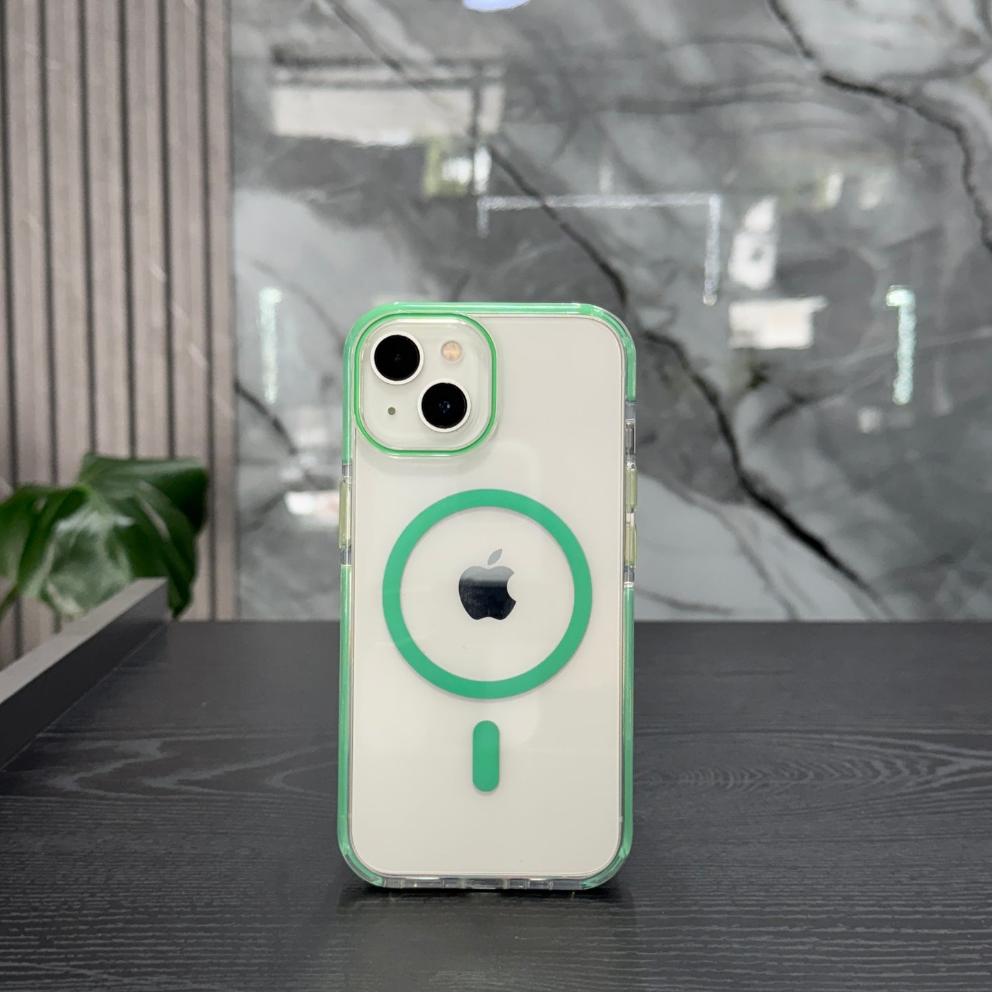 Case MagSafe Verde Neon Bordes Shock