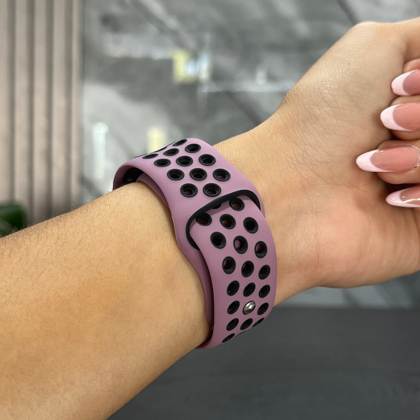 Pulso Nike Morado con Negro