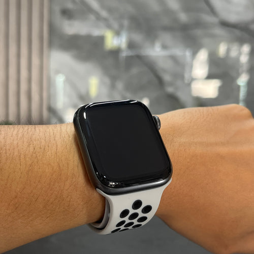 Pulso Nike Gris con Negro