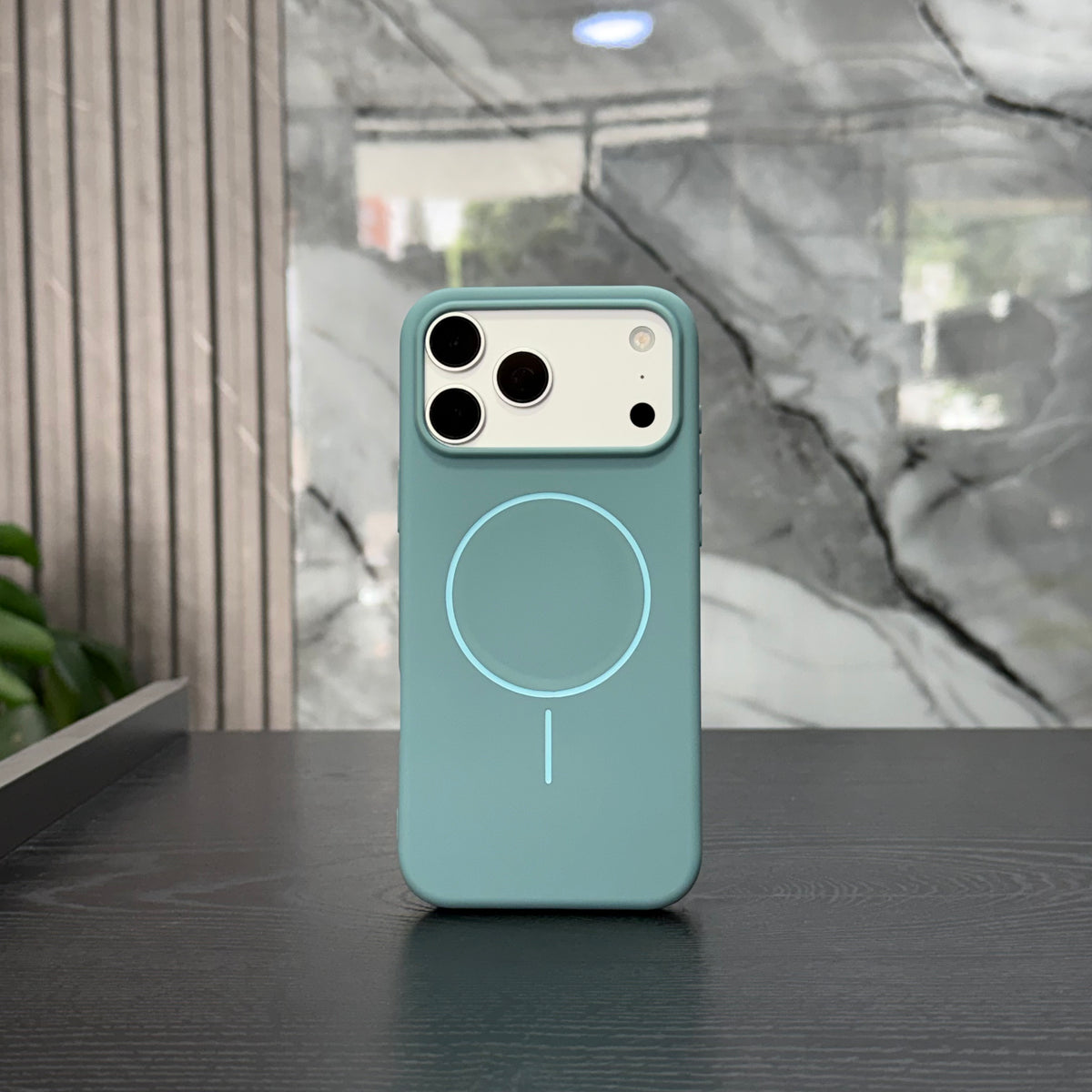 Case Magsafe Goma Azul Marino