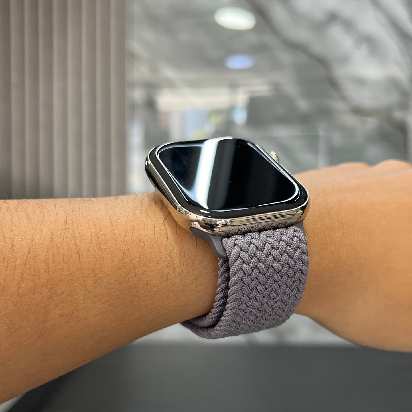 Pulso Tejido Gris Oscuro