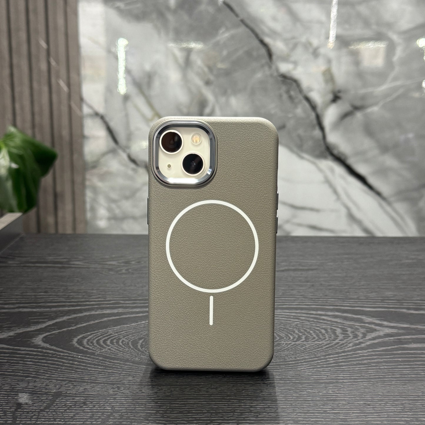 Case Cuero MagSafe Gris