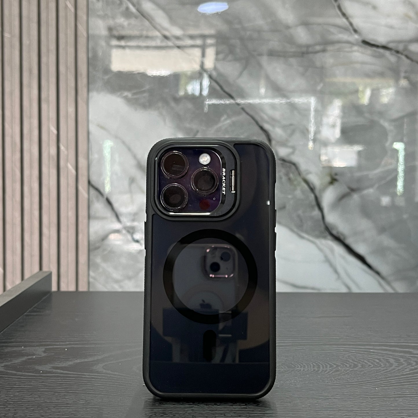 Case MagSafe Polarizado Soporte Negro