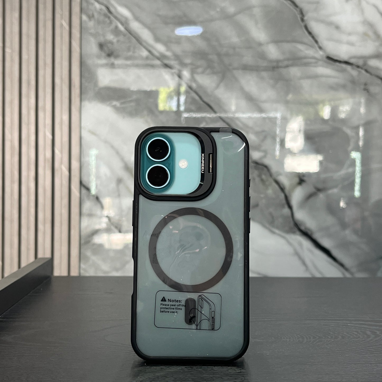 Case MagSafe Polarizado Soporte Negro